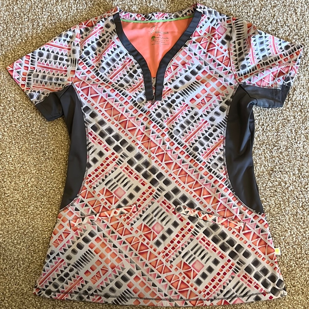 Healing Hands - scrub top - small